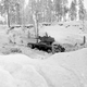 El modelo soviético T-26 de 1937 “avanza agresivamente”, según lo descrito por el fotógrafo, en el lado oriental del río Kollaa durante la batalla de Kollaa.